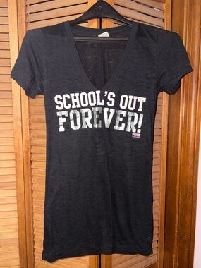 PINK school v neck.